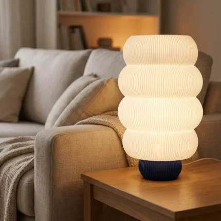 מנורת שולחן מעוצבת מקולקציית קומו - דגם כוורת