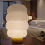 ⁦מנורת שולחן מעוצבת מקולקציית קומו - דגם כוורת⁩ – תמונה ⁦2⁩