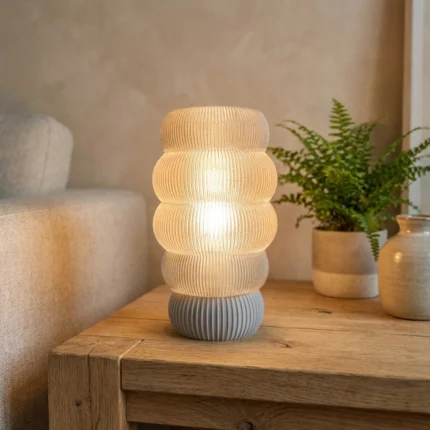 מנורת שולחן מעוצבת מקולקציית קומו - דגם נימבוס