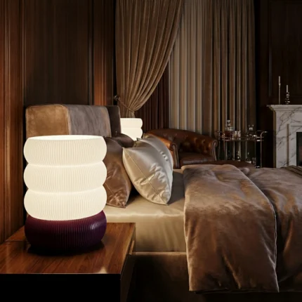 מנורת שולחן מעוצבת מקולקציית קומו - דגם טוטם רחב